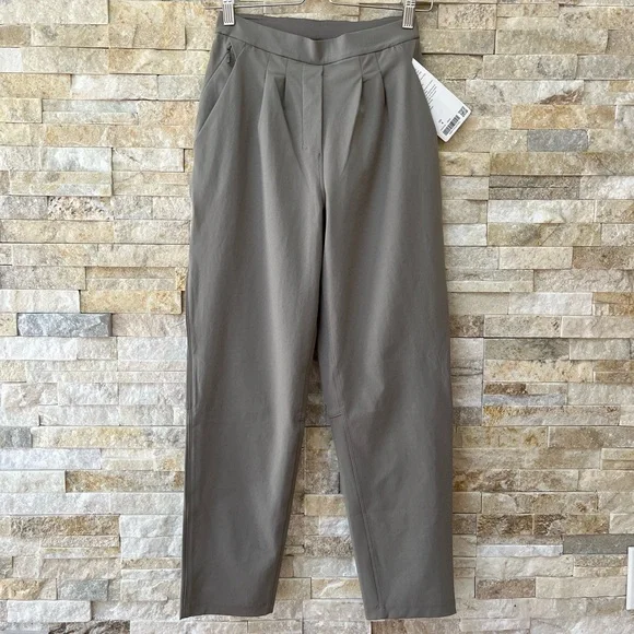 NWT Lululemon Essential High Rise Trouser - Picture 3 of 8